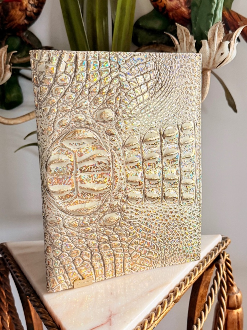 🤩🌟 NWT Gorgeous Brahmin 🌟Golden 🌟 Hologram Leather Journal 🤩🌟Front EYE🌟🤩